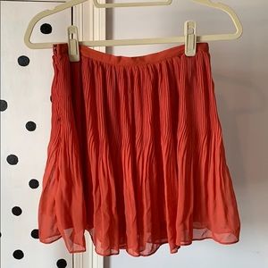 URBAN OUTFITTERS high waisted pleated skirt